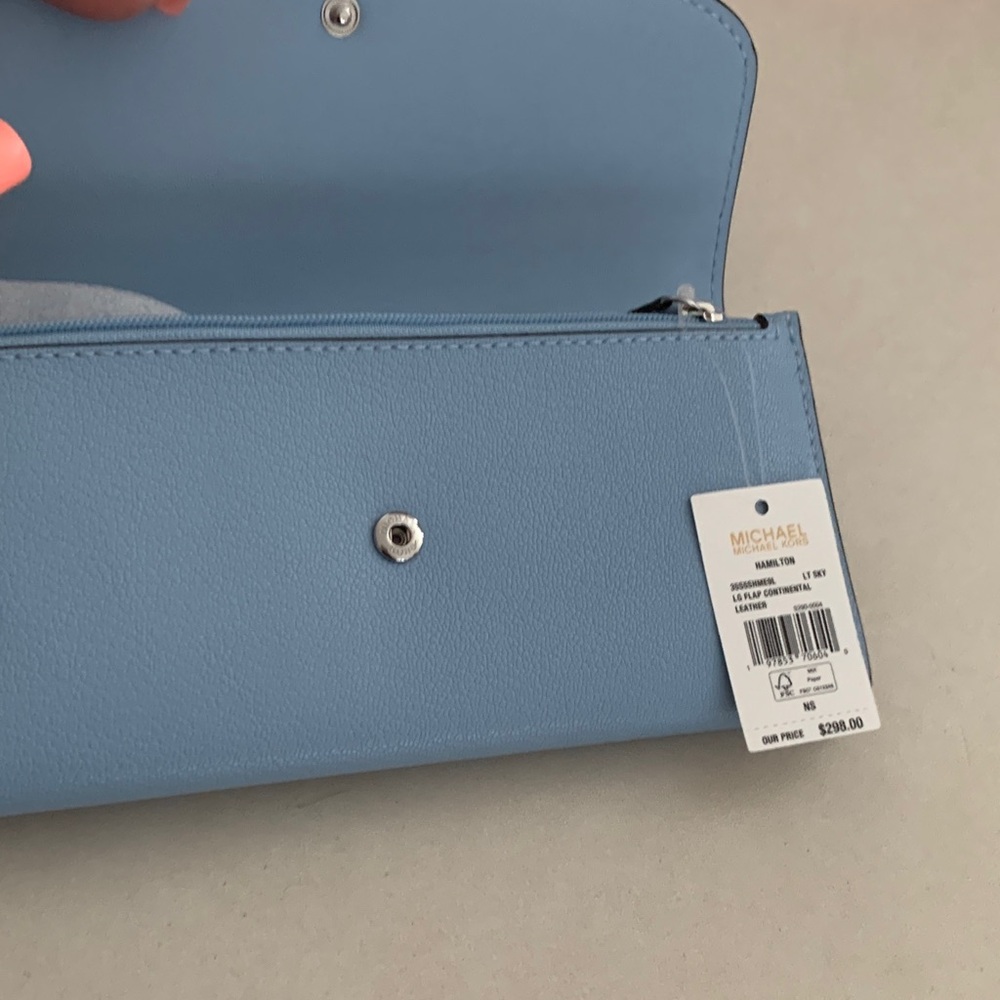 Michael Kors Sky Blue Leather Wallet - Picture 3 of 4